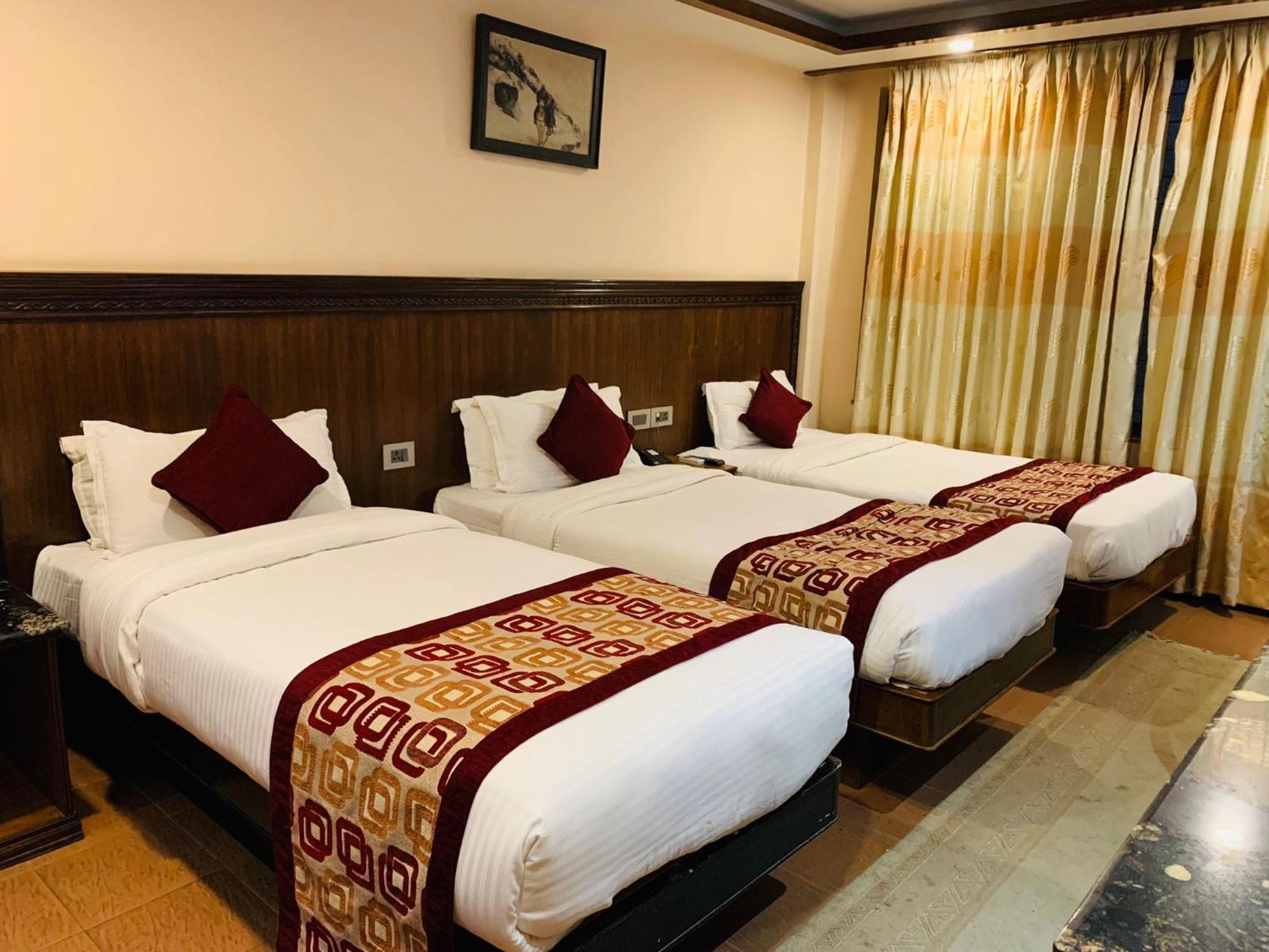 Hotel Manang Катманду Екстер'єр фото