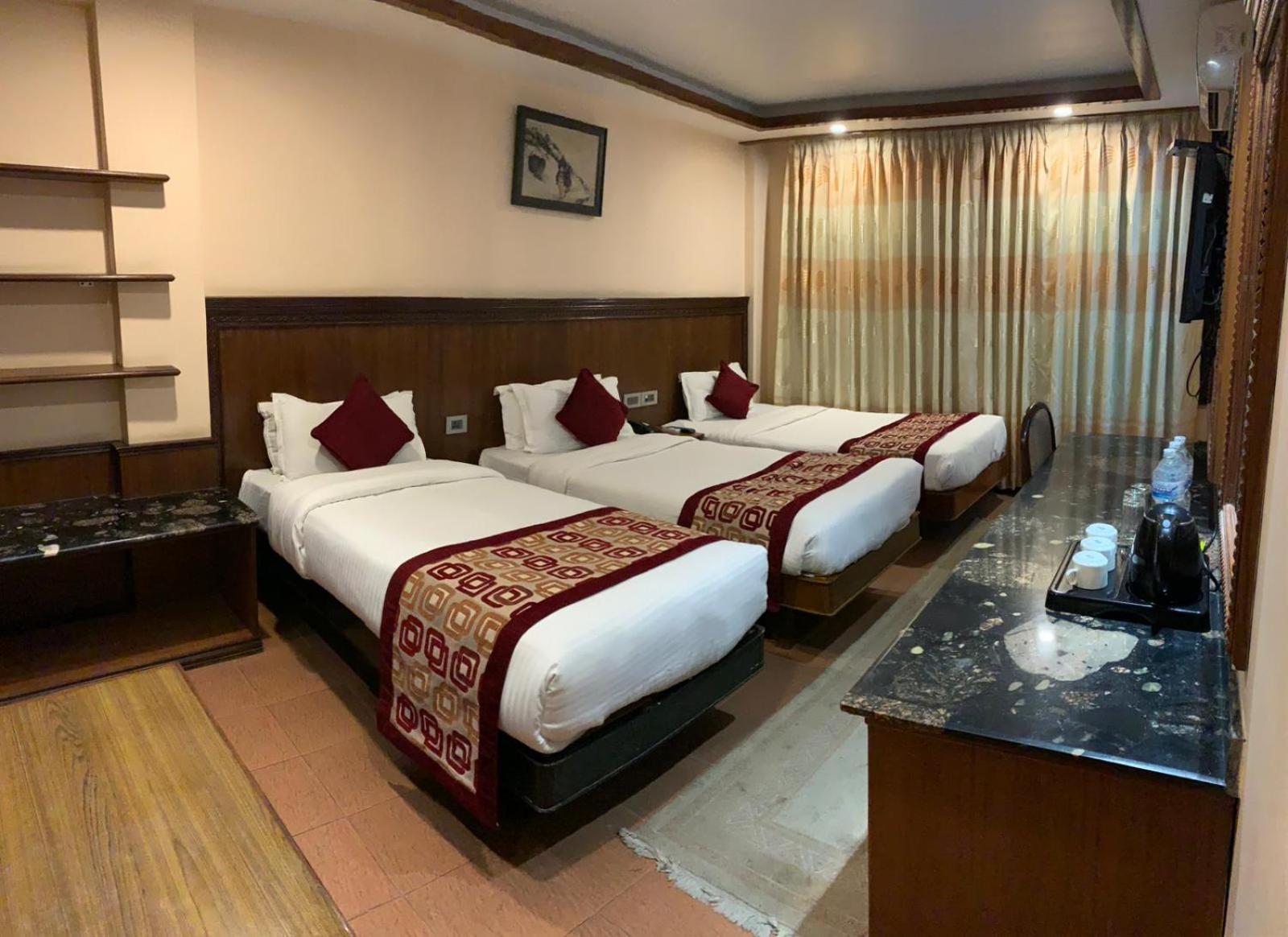 Hotel Manang Катманду Екстер'єр фото