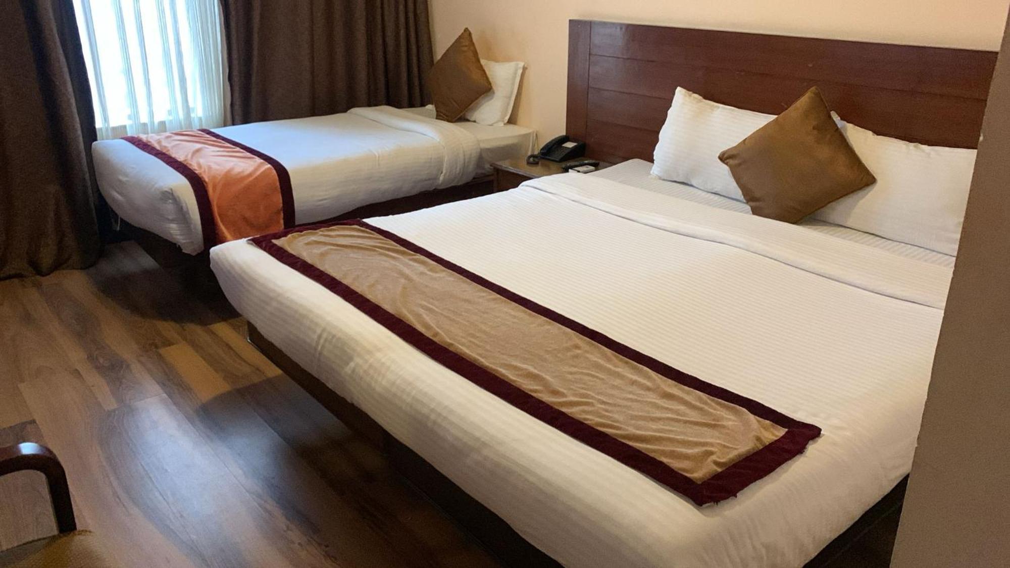 Hotel Manang Катманду Екстер'єр фото