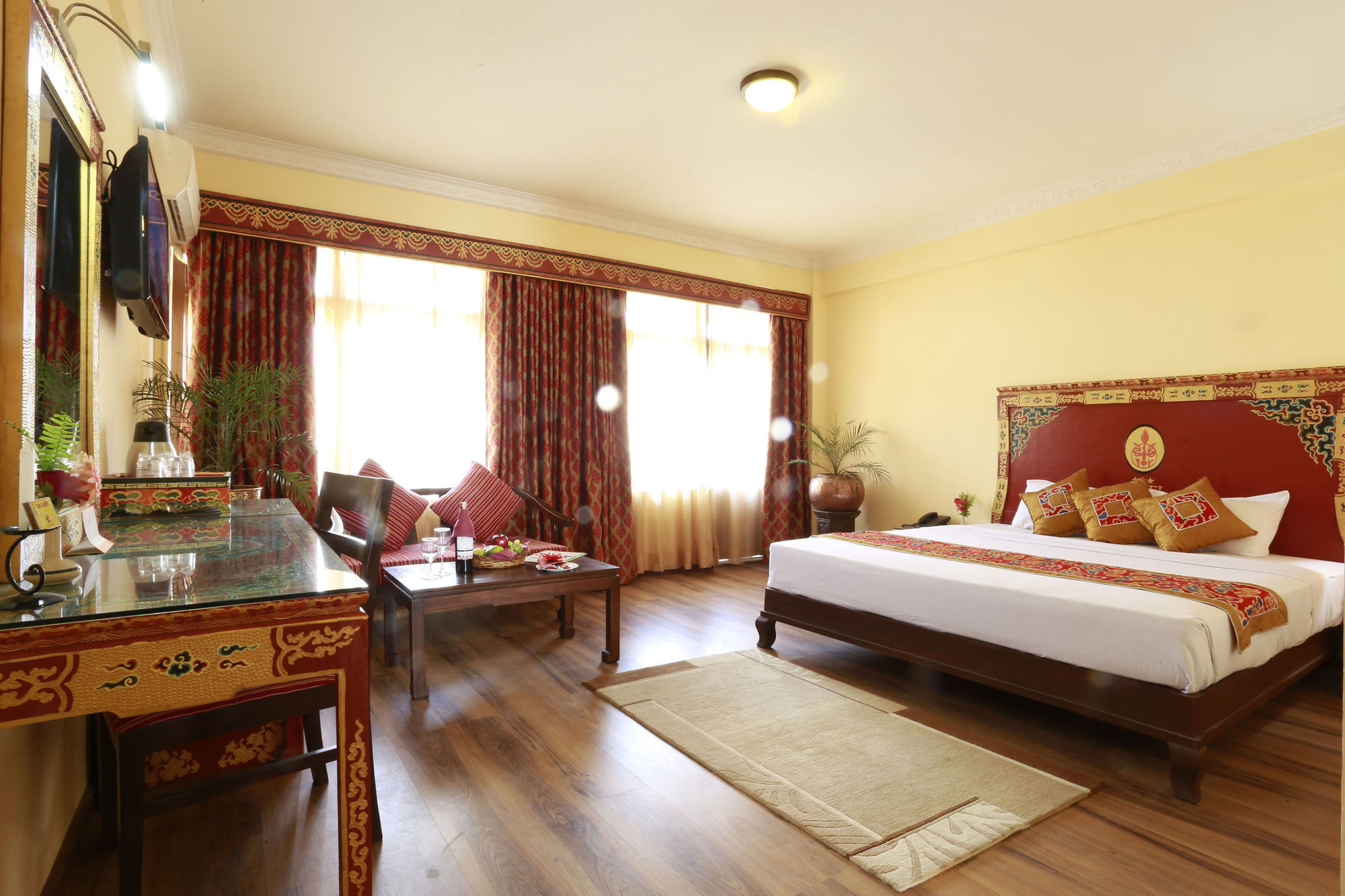 Hotel Manang Катманду Екстер'єр фото