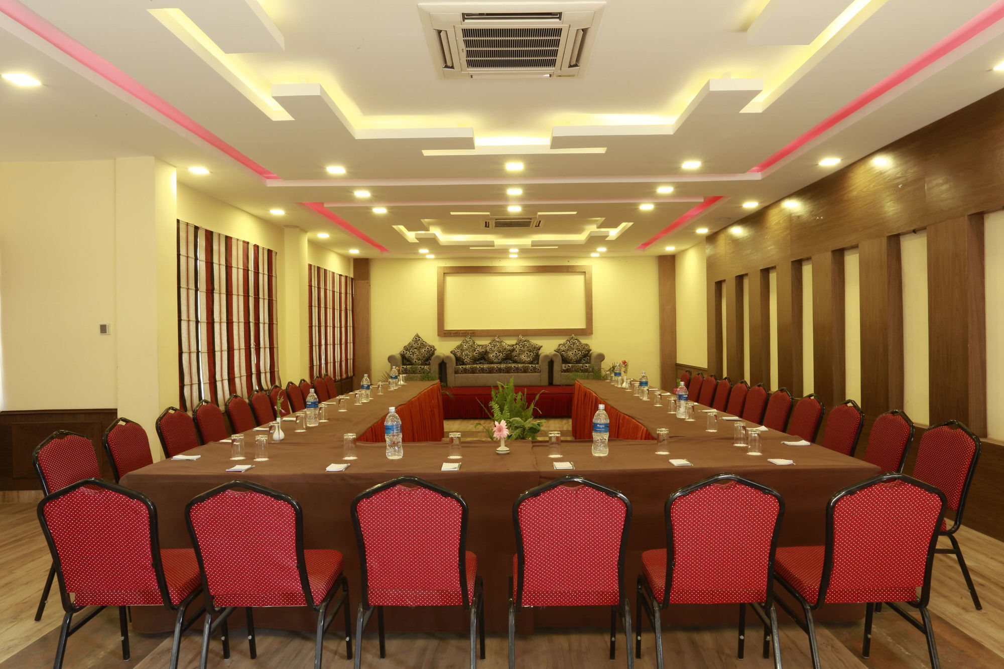 Hotel Manang Катманду Екстер'єр фото